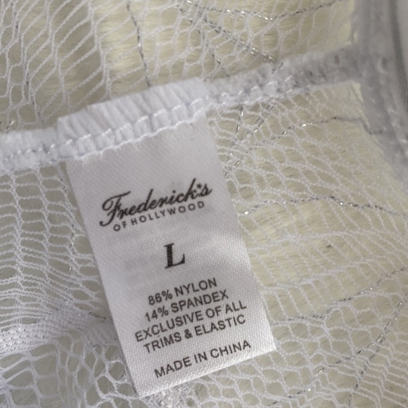 NWT Fredrick’s of Hollywood women’s caroline white lace thong panty - Picture 9 of 9